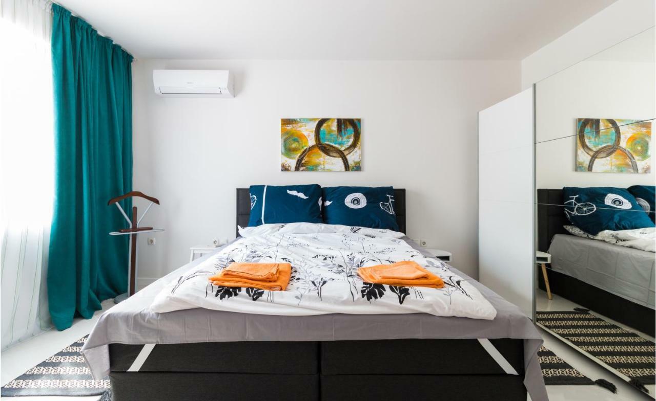 Pop Your Colors - Funky And Modern 1Bdr Apt By Flat Mаnager Plovdiv Exterior foto